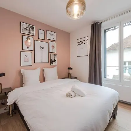Villa Luxury Brand New Art Deco Disneyland