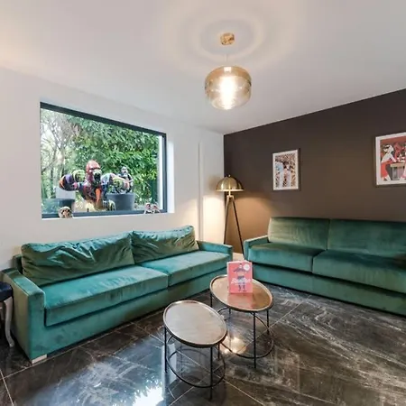 Villa Luxury Brand New Art Deco Disneyland